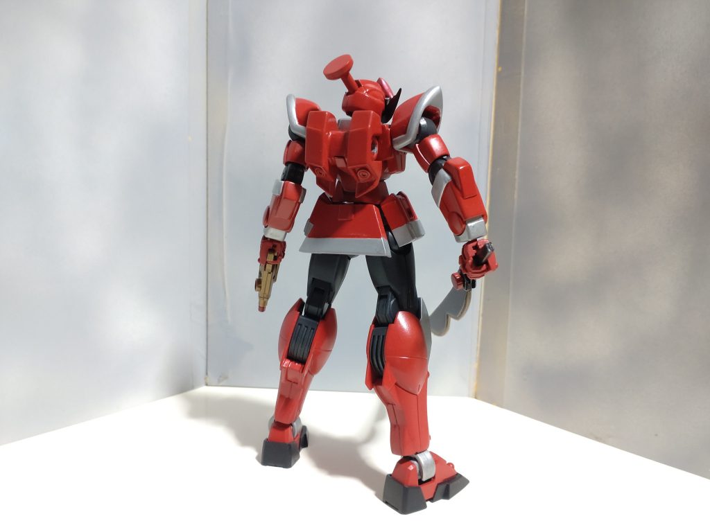 腰部分は羽織の裾みたいなものをプラバンで作成しました。