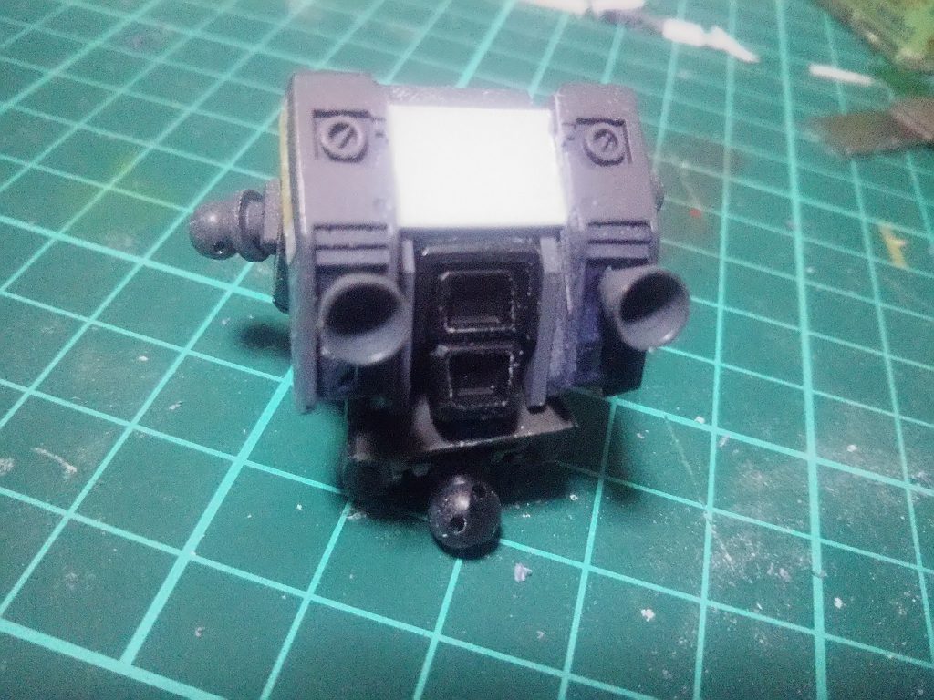 バックパックはＧＭの物を切って、プラバンで改造。