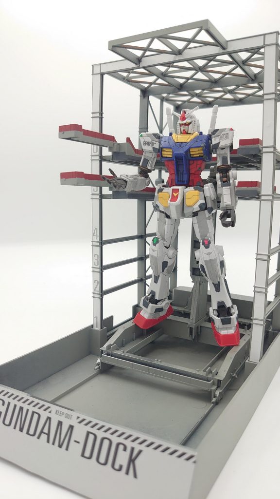 単体よりもドックの鉄骨と足場が一緒だと臨場感があるのでおすすめ。