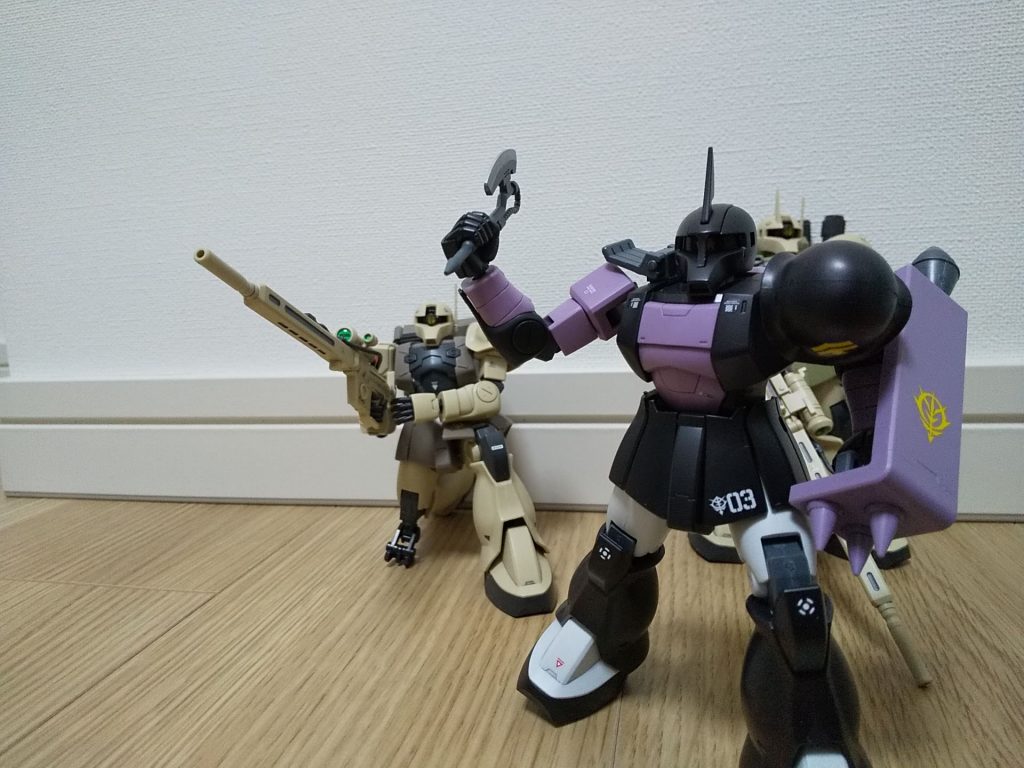 旧ザクチーム(スナイパー、ヨンム・カークス機)です。