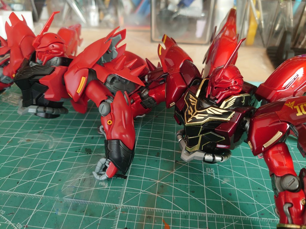 素組みと比較ちなみにコヤツの胴骨ポキッと折れます(笑)