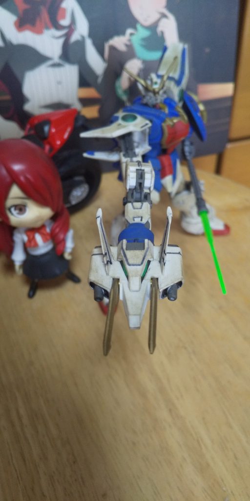 :本当に火炎放射口の部分塗りは鬼畜だった…!しかも溝内に黒に口にはグレーの2色だ。💦