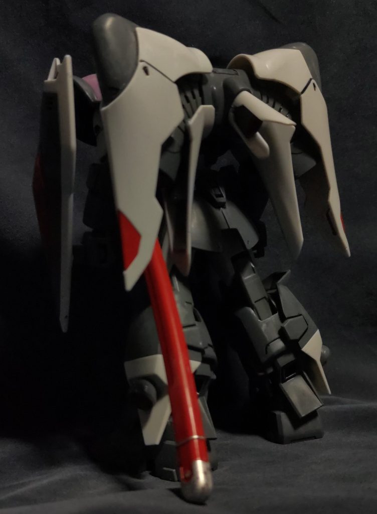 斜め後ろから。 