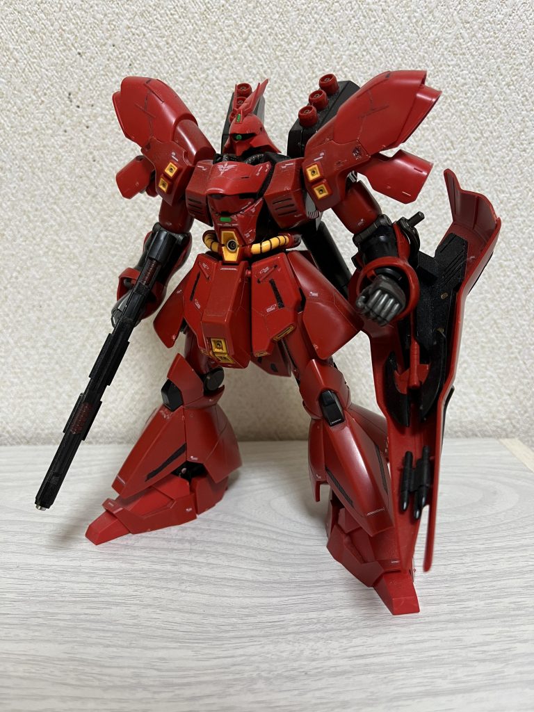 肩の内側のパーツは、ホビージャパンに掲載されていた作例をパ参考にして付け替えました。