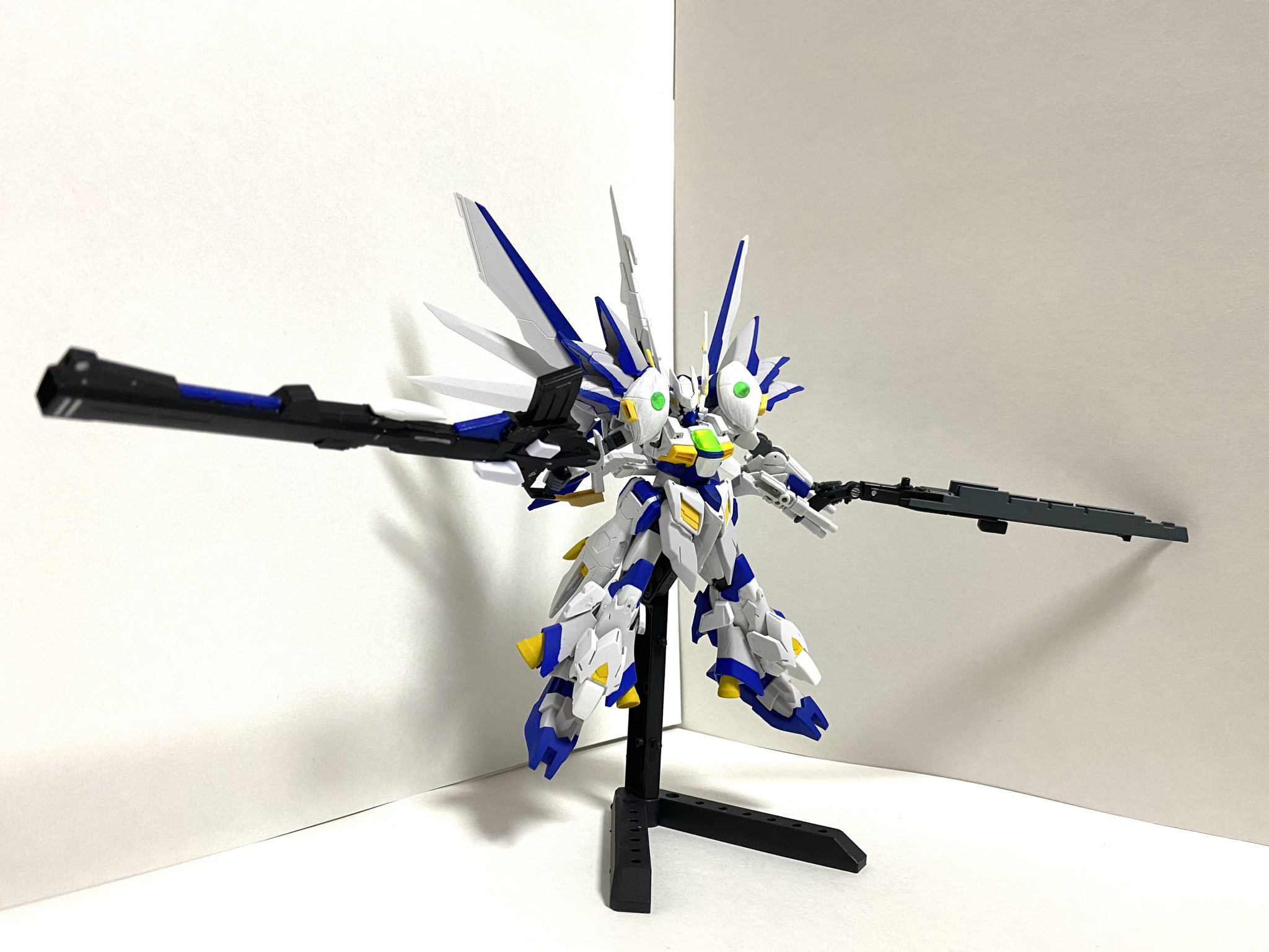 ヴァイスリッター・フェルシュング｜地-3さんのガンプラ作品｜GUNSTA