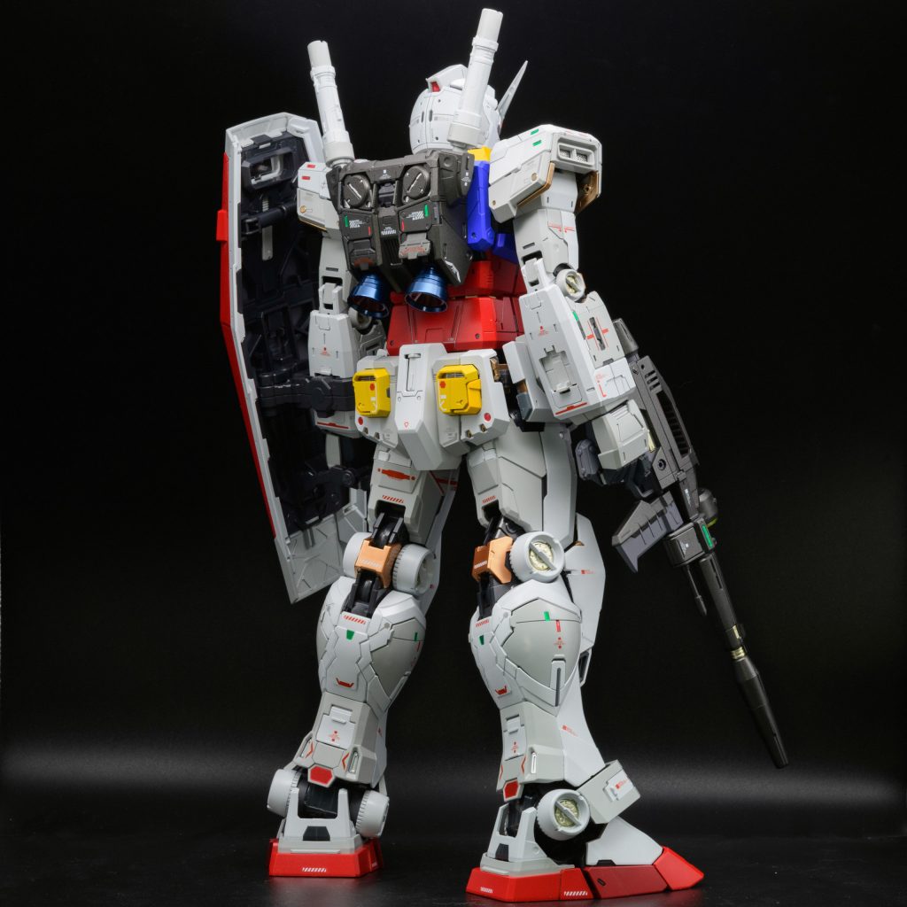 ディテールアップは一切無し。素組みでも完成度が高いですが、塗装するとグッとクオリティーが上がります。