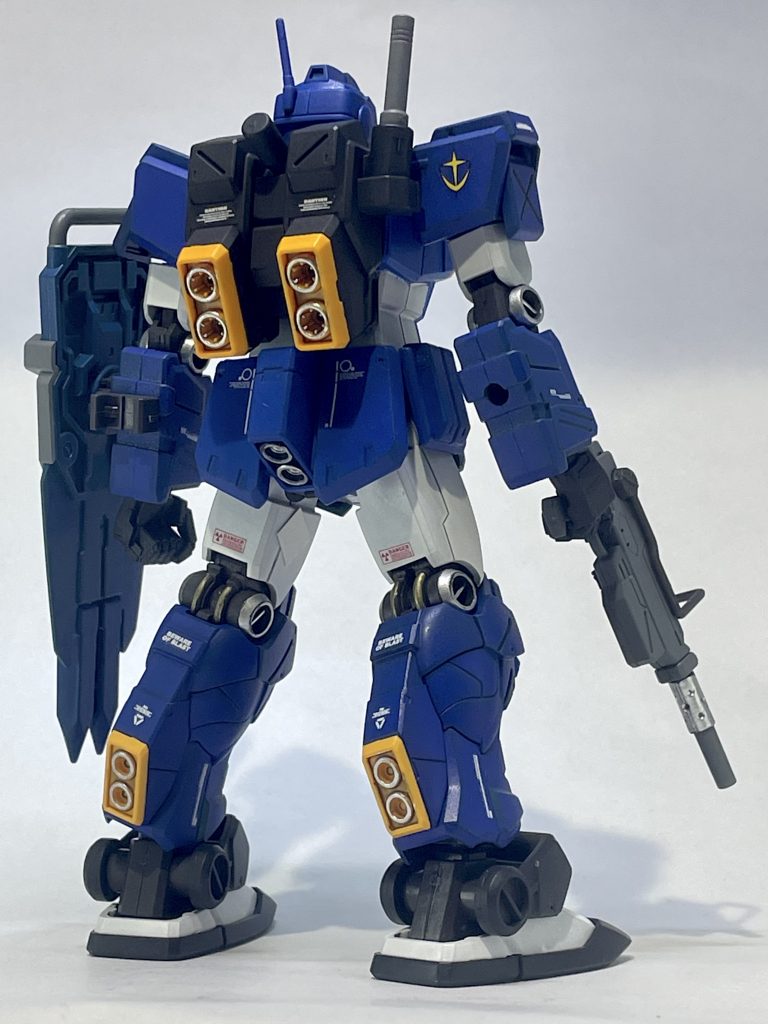 元々フルアーマーガンダムっぽいカラーリングだったのでフルアーマー同様、ブルーカラーver.なる別バージョンに塗り替えてみたかったのが発端でした。