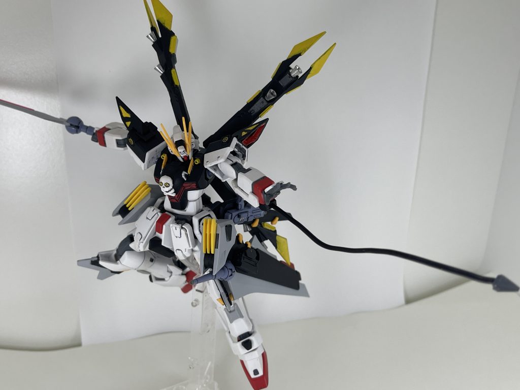 ワイヤーアンカー両腕と臀部に増備