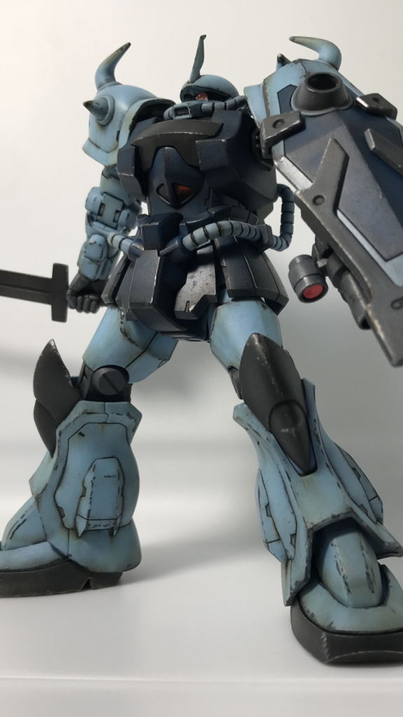 グフカスタム（成形色仕上げ）–3枚目/制作者：モリノークマサーン