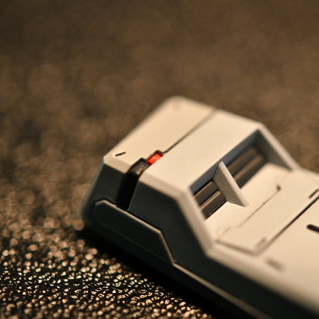 1mnぐらいの大きさでもキッチリ面を出してカット出来ます。