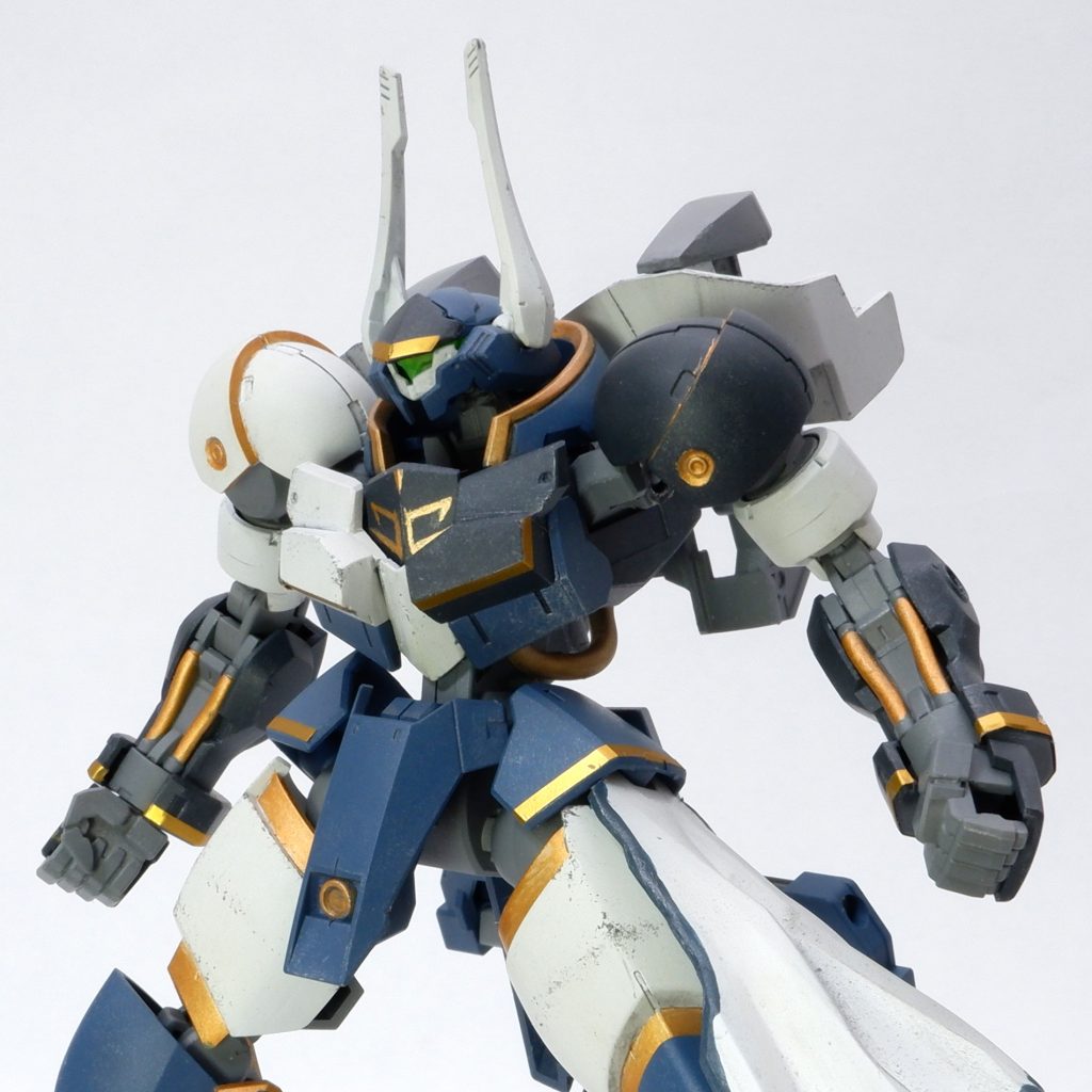 顔をバイザータイプに差し替えています。微妙にウェザリングしてます。