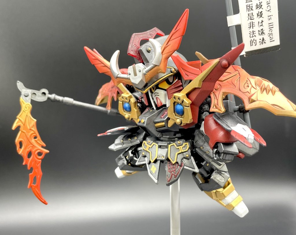 という訳で、デスサイズモチーフの極炎頑駄無を制作しました。堂我の里出身という設定で、砕牙頑駄無、武者デスサイズ、武者真悪参などのパーツをメインにミキシング。