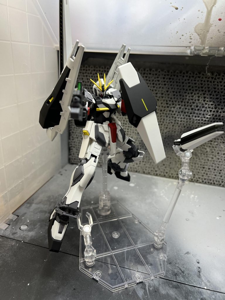 設定としては俺ガンプラですが、宇宙世紀にいても違和感がないようになるべく年代が近いパーツで合わせました。