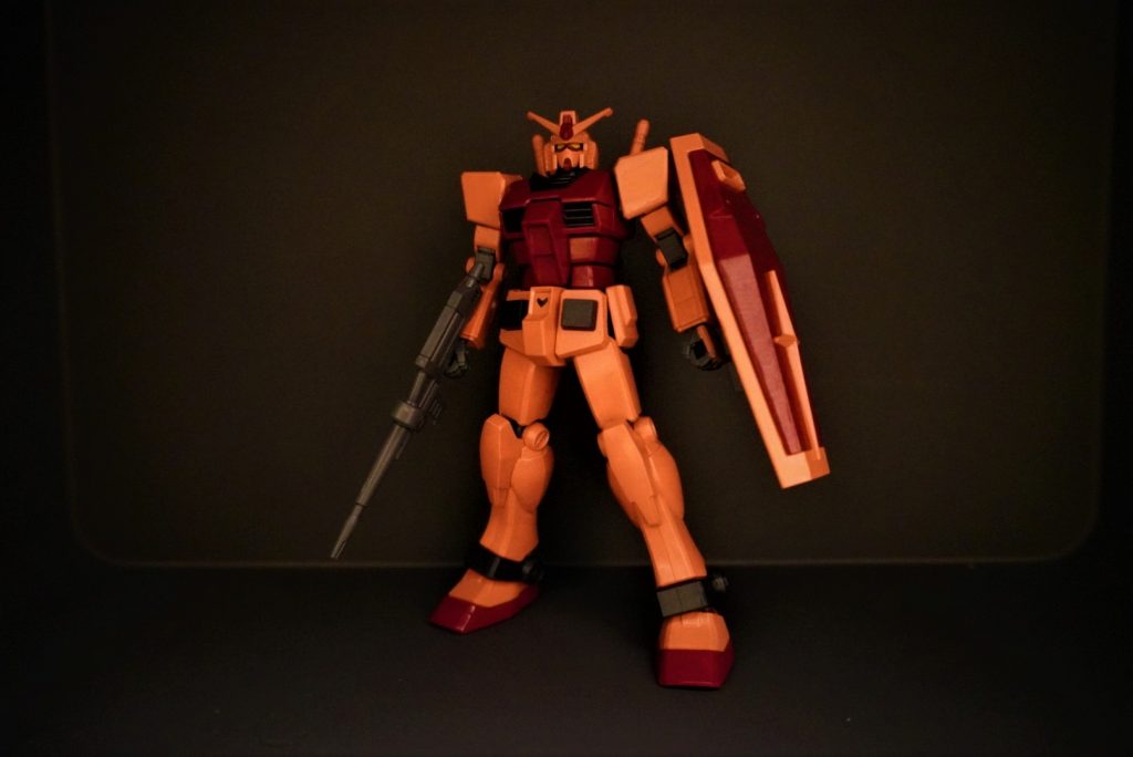 キャスバル専用ガンダム–2枚目/制作者：mochi