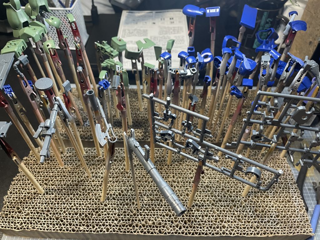 ザク1–2枚目/制作者：@HeroSunchan