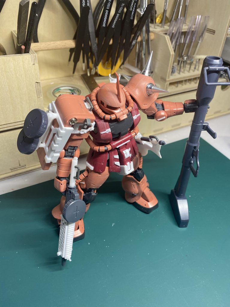 シャア専用ザクⅡ–2枚目/制作者：k.u