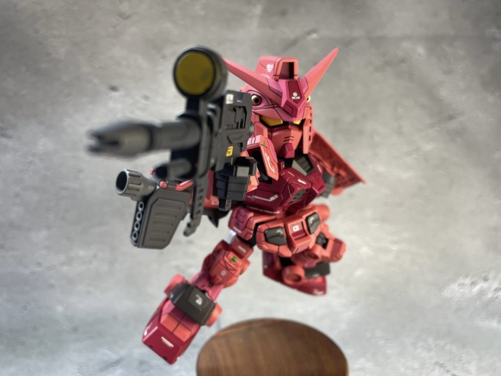 キャスバル専用ガンダム　クロスシルエット–2枚目/制作者：モリラボ