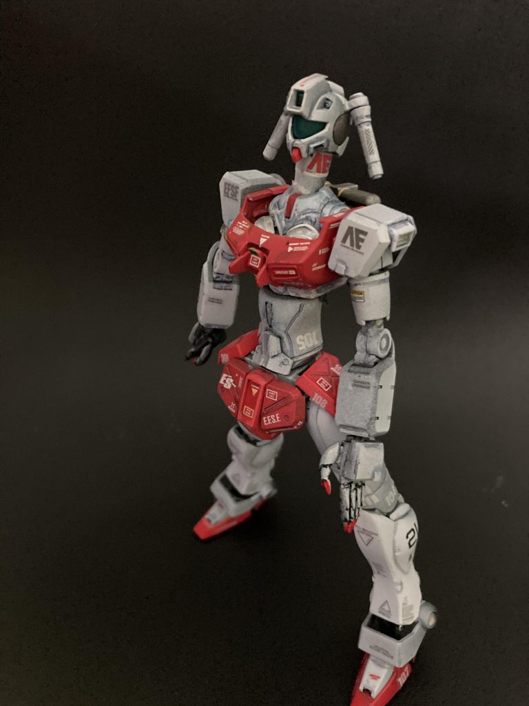 シュッとしたジムコマンドをベースに、各所シェイプアップしながら楽しく製作してみました😄ご覧いただき本当にありがとうございます♪