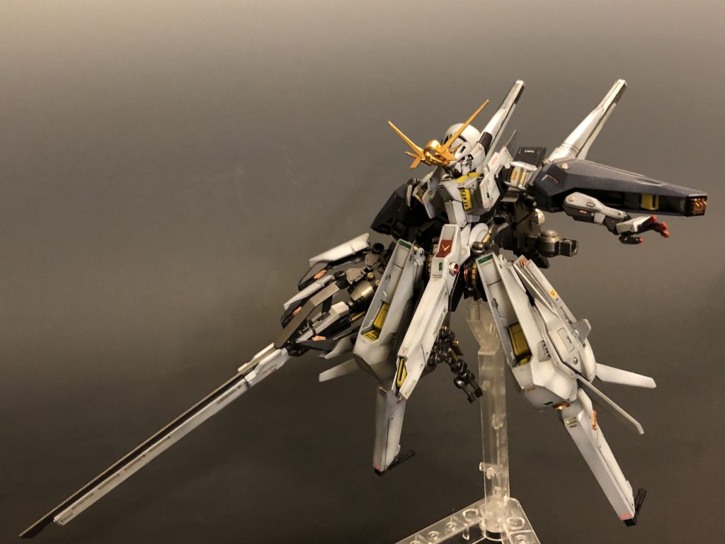 スカートアーマーは脱着可能