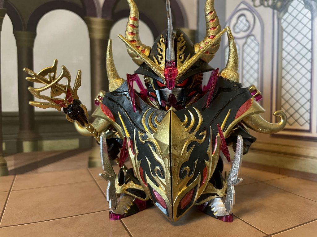 続いてウォーロックイージスガンダム 。こちらも素晴らしいバランス。このクロークシステムは色々使えそうです。