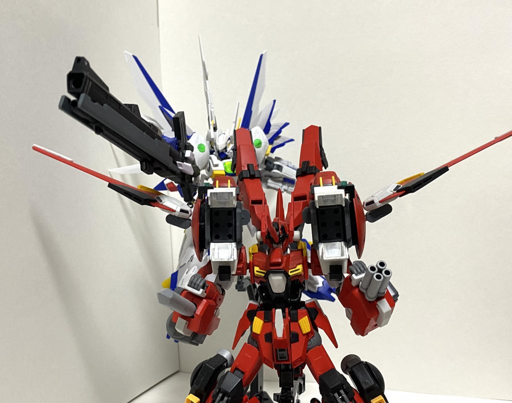 「喰らえ！」「おまけでこちらもご賞味あれってね」