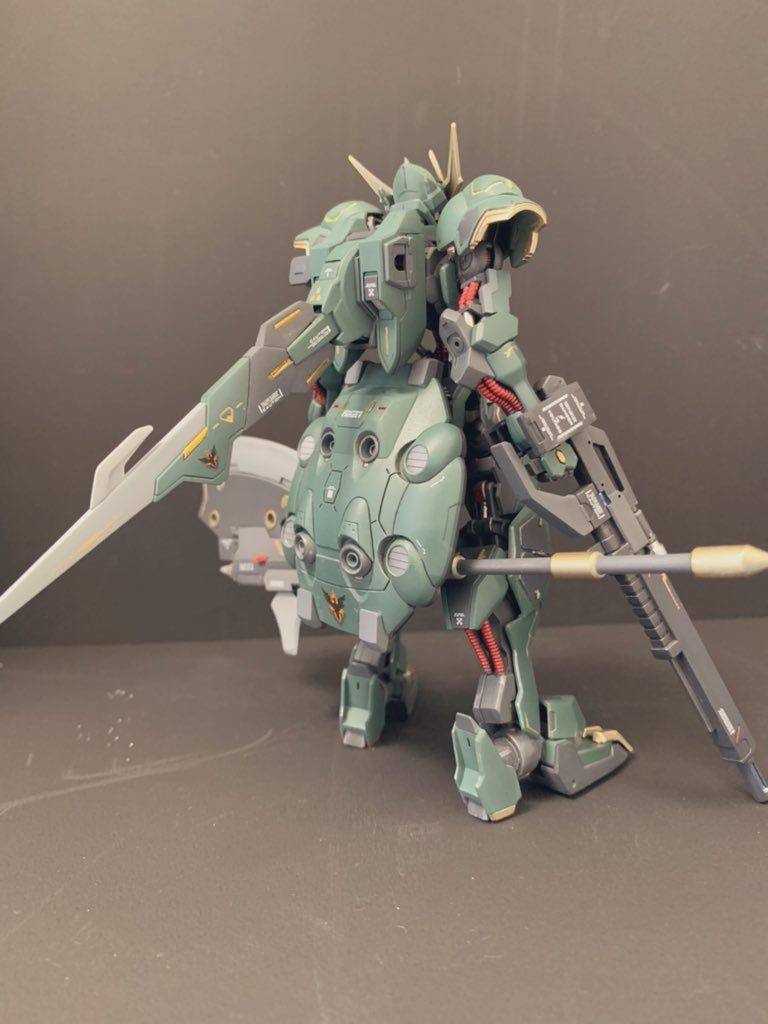 背面がｽｯｷｰな写真🤤