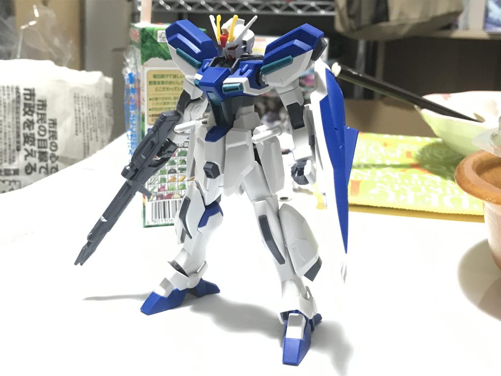 一番最初の状態。この時はまだウィンダムの頭をEGストライクに取り替えただけ。ここから──