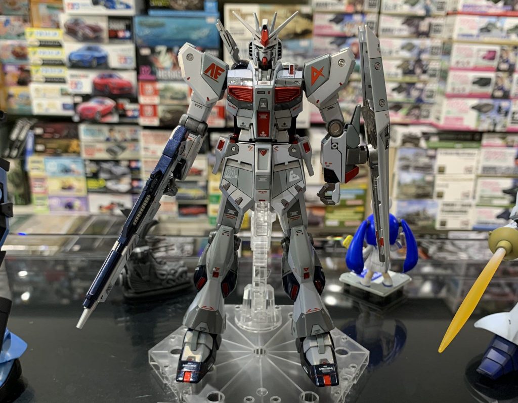 EG 1/144 νガンダム–3枚目/制作者：VR46