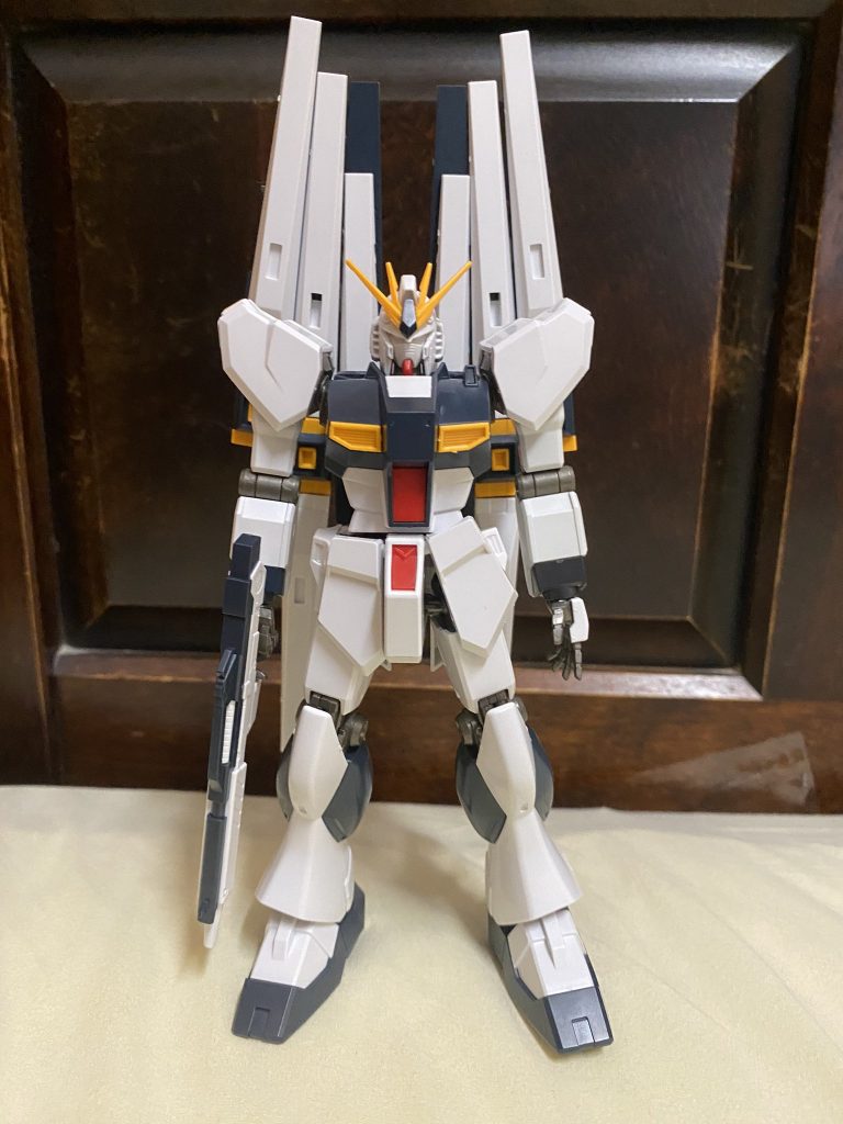 νガンダム　実働データ収集テスト機–2枚目/制作者：@ZOR00