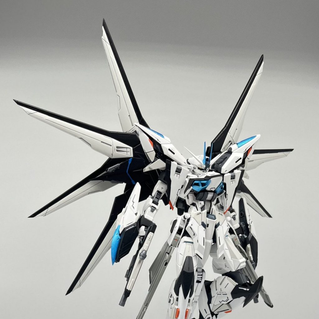 FdaY4uiaMAANdcM-aspect-ratio-