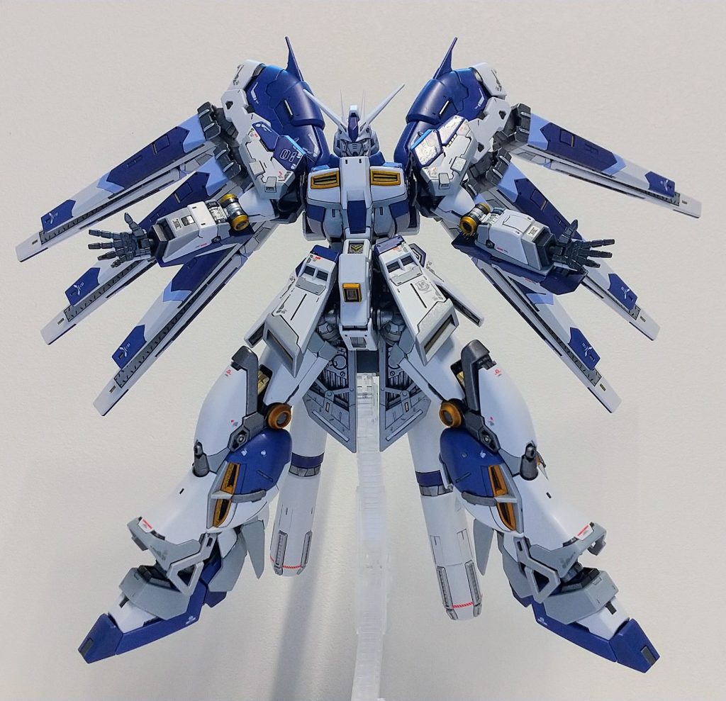 見上げるアングルで…