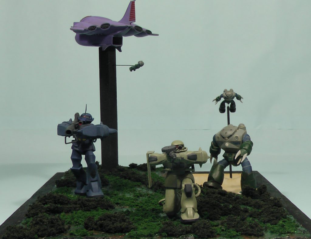 「ガンダム情景模型」は、「ランバラル特攻」「ジャブローに散る」「宇宙要塞アバオアクー」の３キット使用です。