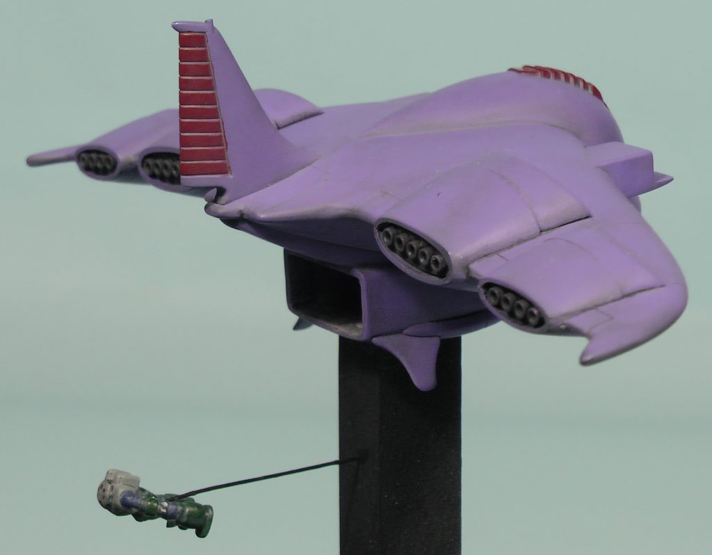 「俺、水陸両用機なのに命綱なしかよ？」。1/1200ガウと付属品のズゴックです。