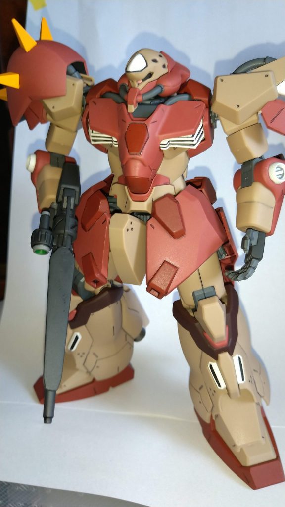 左手は友達からもらったなんかの手です。