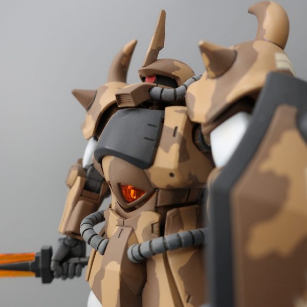 グフ　迷彩　砂漠仕様