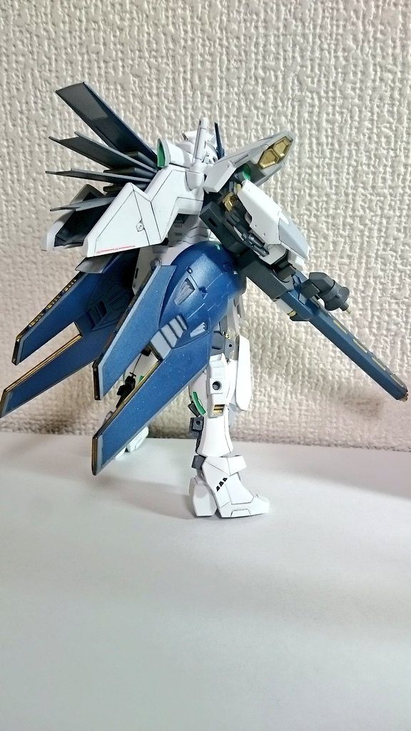 後ろからはこんな感じです。