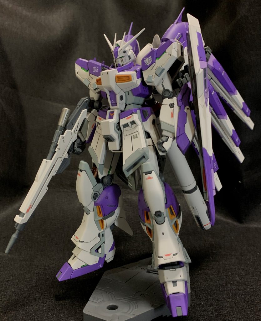 RG Hi-νガンダム–2枚目/制作者：ベーヤン