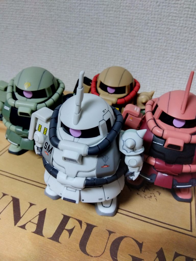 とくに何もしてません(笑)ちょっとスジボリ、穴あけ、脚部バーニアが完全に塞がってたので穴開けて塗装、デカールです。