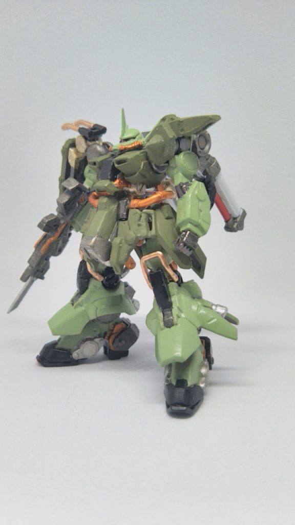 老眼を苦して…筆塗りするのが、病みつきになります😅😅😅