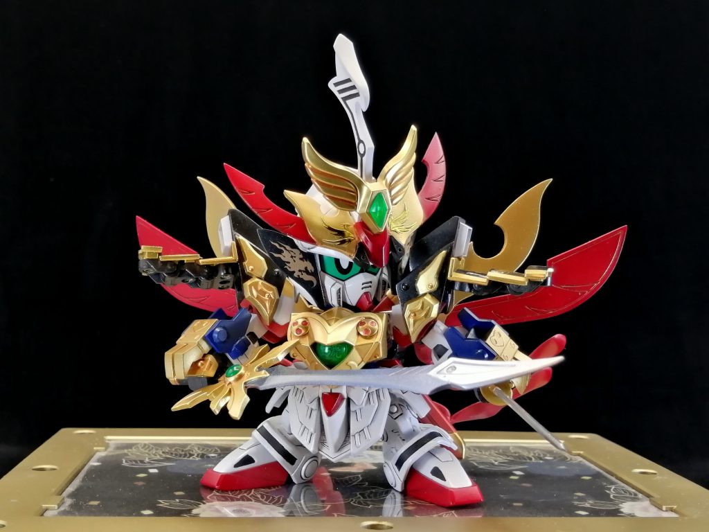 石破天驚剣は面によって違う色に塗り分けています。