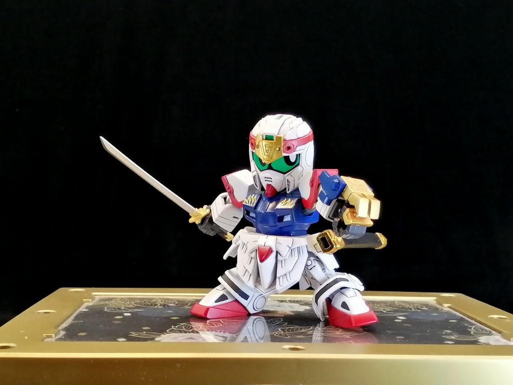 親父殿リスペクトの軽装タイプ。腰の刀は軽装タイプのみの装備としています。