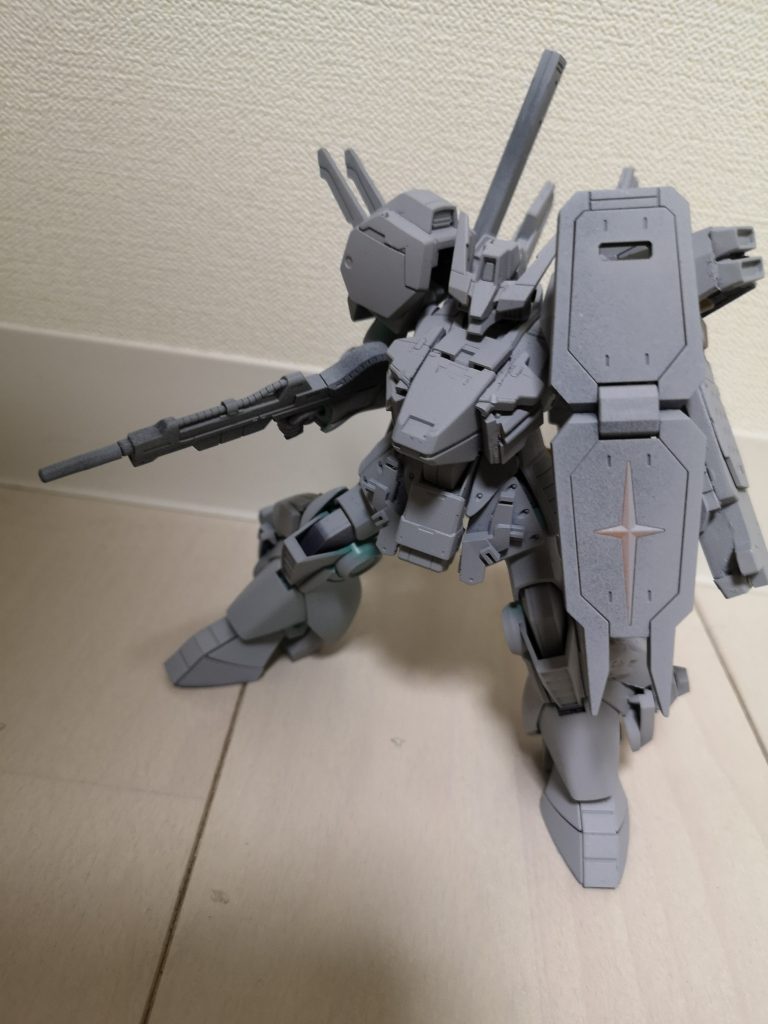 非常に惜しいのはサフ状態の方も試作機感が出てしまった所です。今回は塗装があまり上手く出来なかったのが悔やまれます