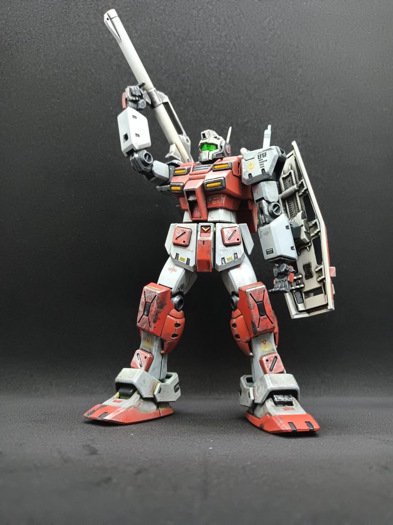 デカールは150枚くらい貼ってます。小さいの多めなのであまり気にならないかな?