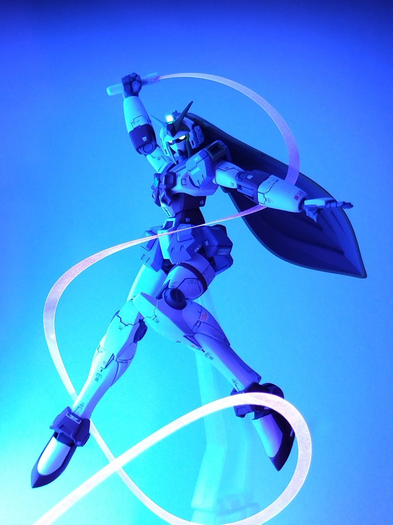 ブラックライトで各部が光ります✨