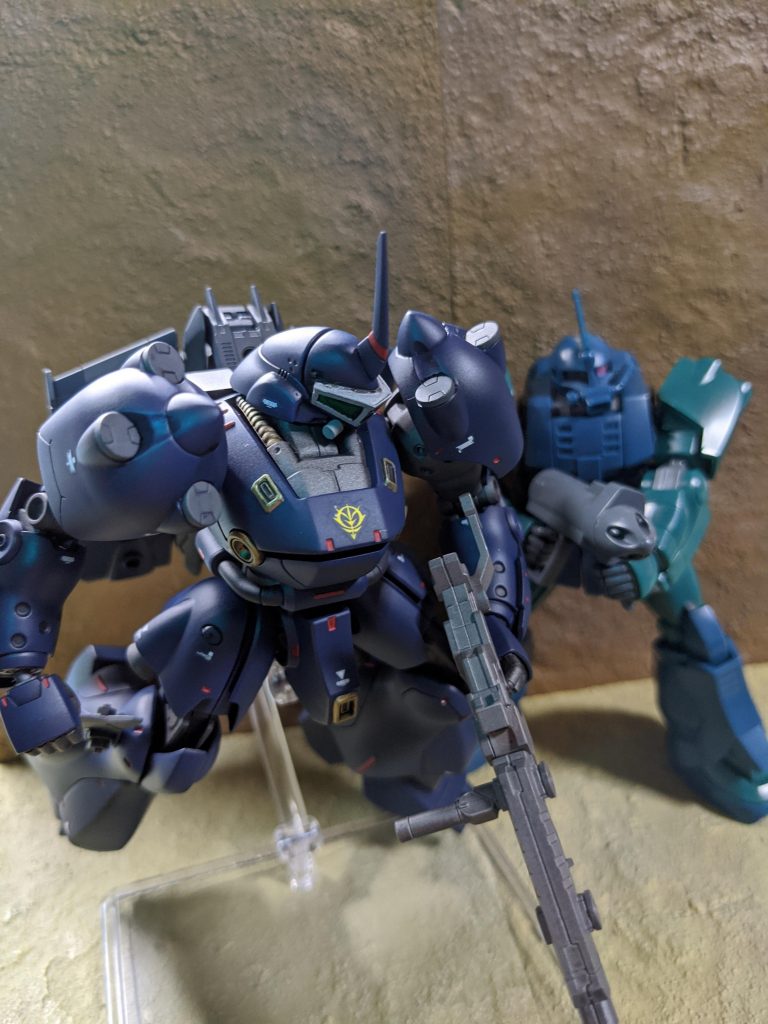 ザク・マリンタイプを参考にしています(^^)