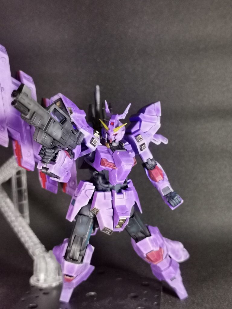 ムーンガンダム晦–5枚目/制作者：@annannananan