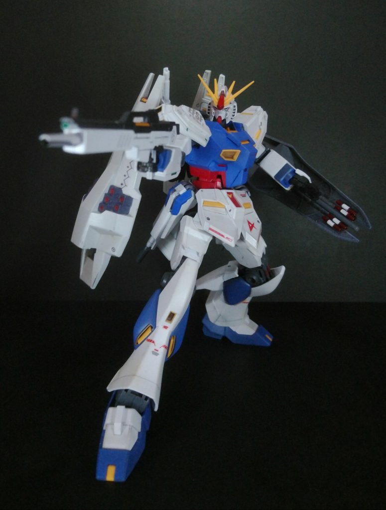 νガンダム　シールドブースター装備–5枚目/制作者：ぶつぞう