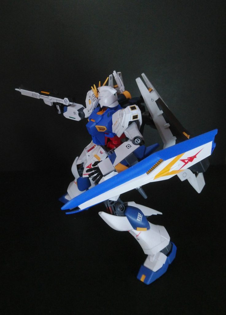 νガンダム　シールドブースター装備–6枚目/制作者：ぶつぞう