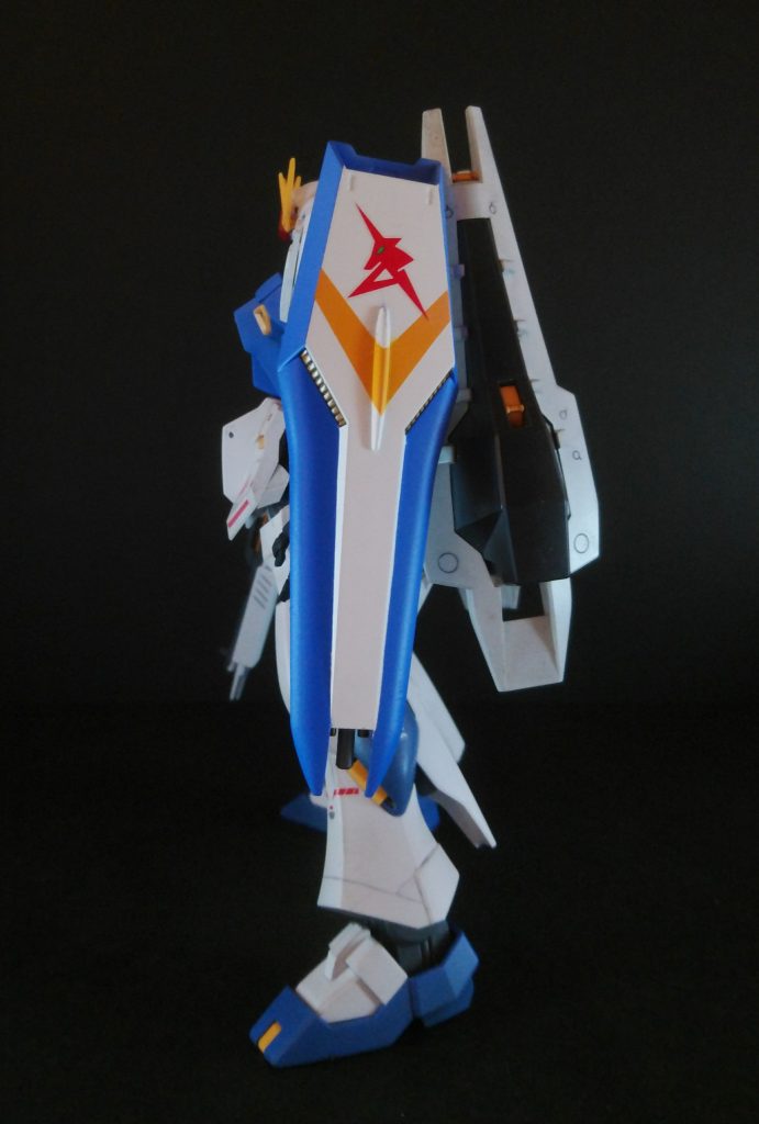 νガンダム　シールドブースター装備–3枚目/制作者：ぶつぞう