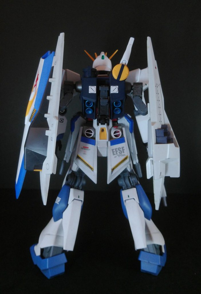 νガンダム　シールドブースター装備–4枚目/制作者：ぶつぞう